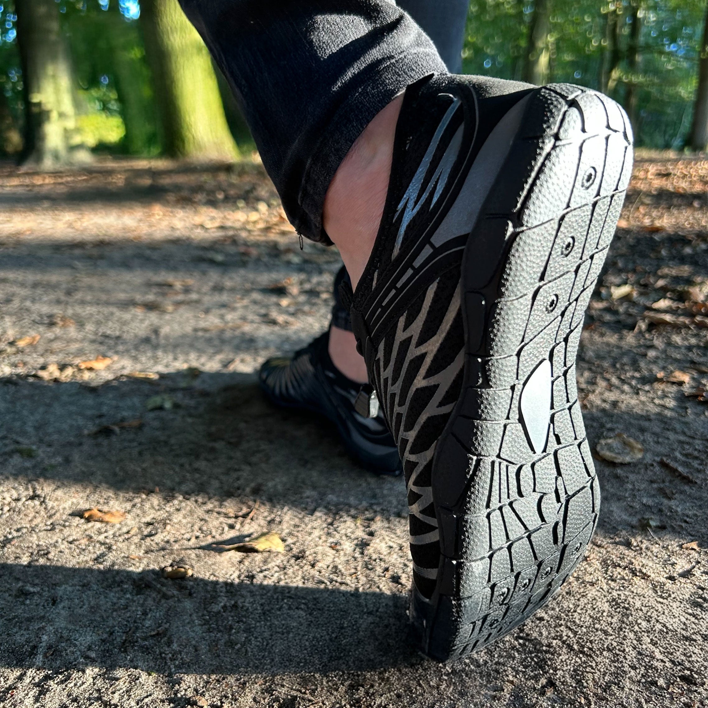 Chaussures pieds nus Feral Walk Light - Randonnée